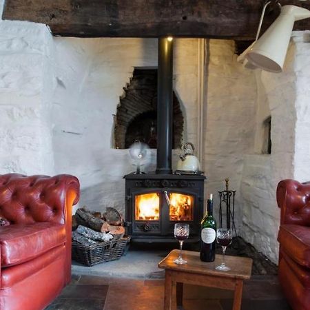 Ty Fferm Hen, Ancient Farmhouse, Coity Bach Talybont-on-Usk Екстериор снимка