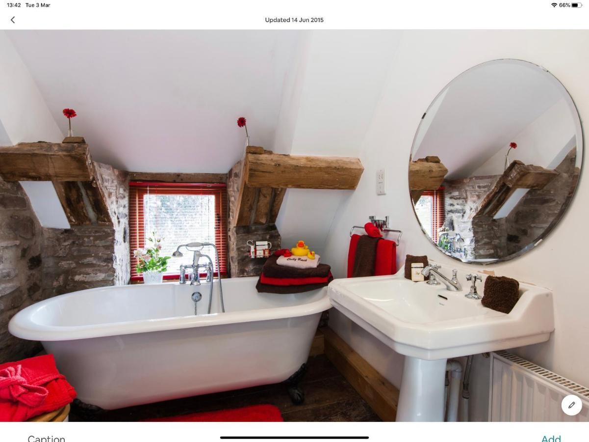 Ty Fferm Hen, Ancient Farmhouse, Coity Bach Talybont-on-Usk Екстериор снимка