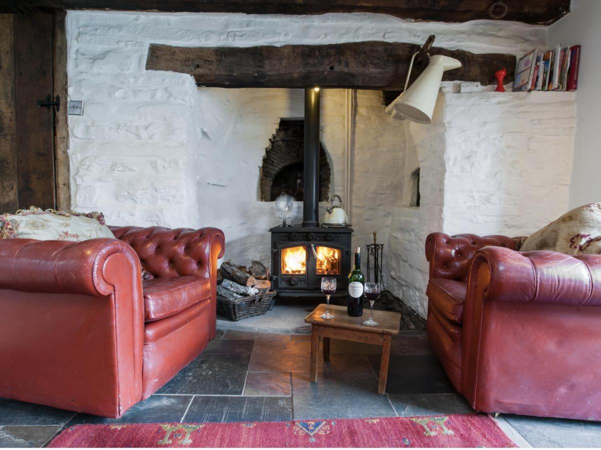 Ty Fferm Hen, Ancient Farmhouse, Coity Bach Talybont-on-Usk Екстериор снимка